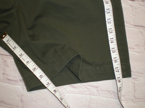 White Stag Womens Olive Green Pleated Front Size 10 Shorts - Picture 4 of 10