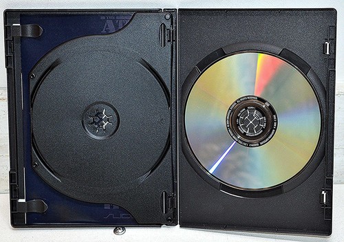 Northern Exposure The Complete Second Season in quilted zippered case DVD's - Bild 6 von 7
