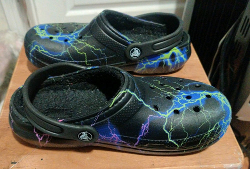 Kids Crocs Classic Black With Lining Lightning Bolts Slip On Size J3 - Picture 9 of 10