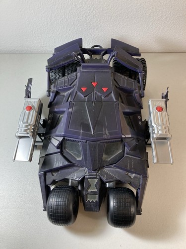 Mattel - Batman Begins 2005 - Voiture gobelet Batmobile 12" - ENDOMMAGÉE, NON TESTÉE