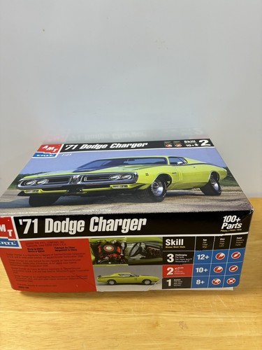 AMT/Ertl 1971 Dodge Charger Green 1:25 30053 Pre Owned *body Has Been Painted* - Picture 3 of 19