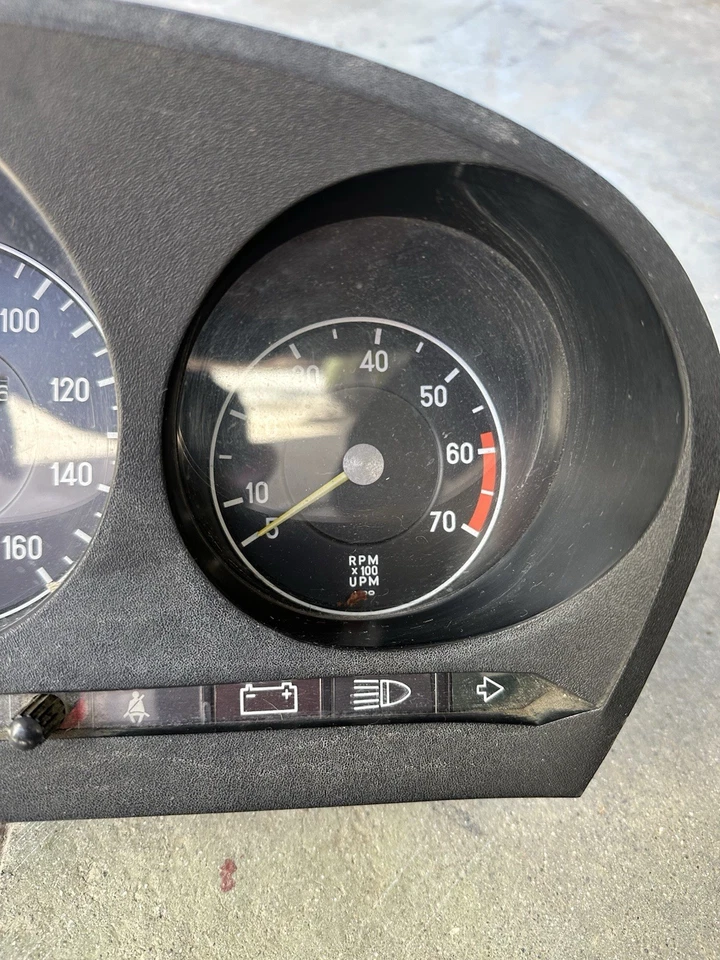 1972 1973 1974 1975 1976 1977 1978 1979 1980 Mercedes 450SL OEM Speedometer - Image 2 of 4