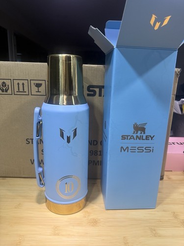 Messi x Stanley 1913 Sistema Flow Mate ad alta precisione Dimensioni: 1,3 QT