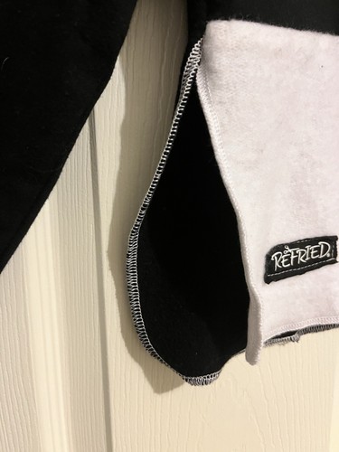 Sudadera para mujer Refried UMASS cuello redondo retazos - nueva con etiquetas - Imagen 5 de 8