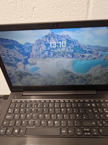 4 X Lenovo Laptop V330-15IKB, Inte I7, 8GB RAM, TESTED, NO SSD, NO WINDOWS, READ - Picture 11 of 14