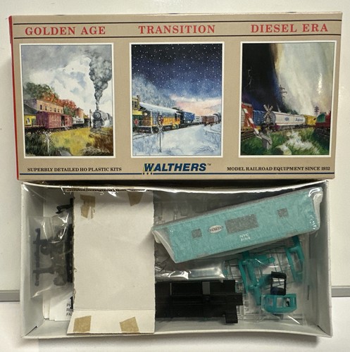 Walthers HO Scale NYC New York Central Bay Window Caboose Kit #21314