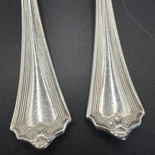 WM A Rogers Silver Plate 1907 Raleigh 2- Dinner Spoons  - Picture 2 of 13