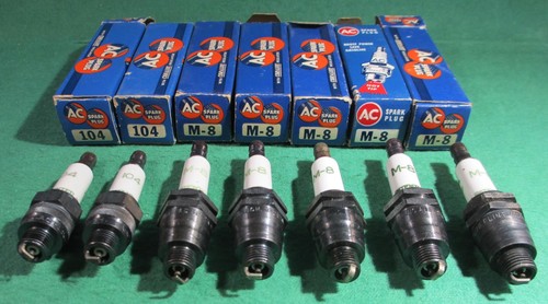 NOS Vintage AC M-8 & 104 10mm Spark Plugs & Boxes: 7 Pcs. total for one price - Picture 2 of 9