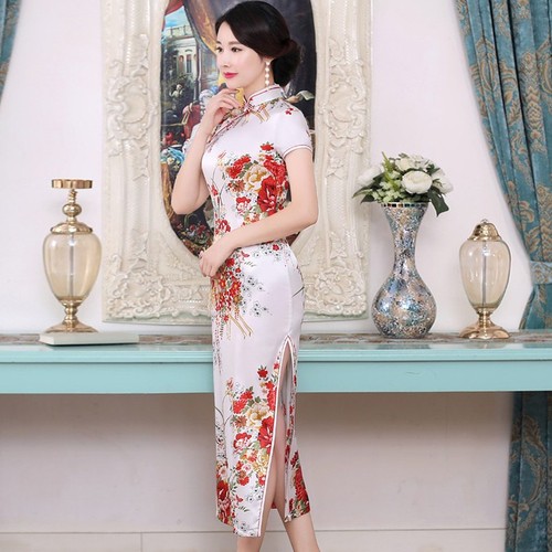 Stylish Traditional Cheongsam Dress with Short Sleeves and Floral Pattern - Picture 8 of 19