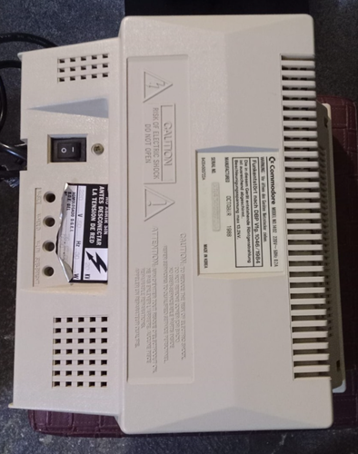 COMMODORE MONITOR MODELL 1402 PERSONAL COMPUTER PC - Bild 4 von 12