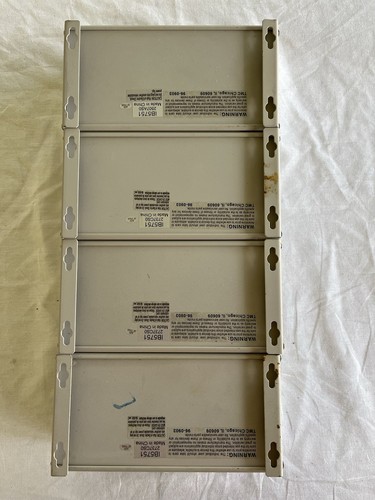 1 pc. Tripp Lite International Isobar Surge Protector 230V C13 4 Outlet - Afbeelding 3 van 5