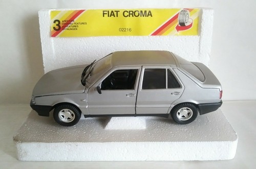 FIAT CROMA POLISTIL SCALA 1/25 - Foto 2 di 4