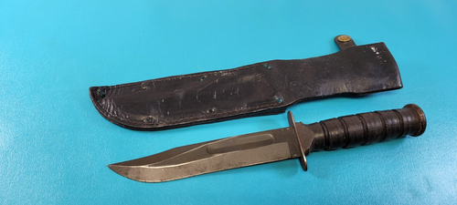 Vintage US Camillus Fighting Combat Knife + Leather Scabbard - Picture 4 of 8