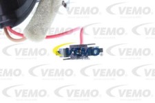 VEMO V15-40-0038 Steuerdose, Lader für AUDI SEAT VW