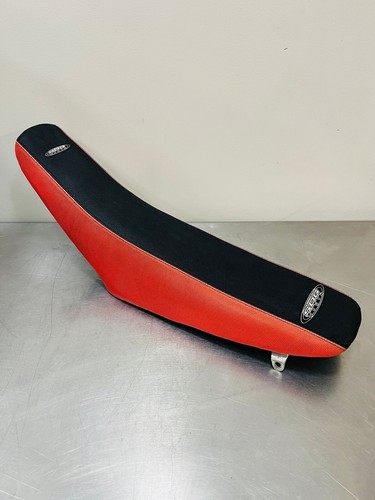 2006 Honda CR250R SDG Seat Saddle Cover Assembly 77100-KSK-010 Dirt Bike CR - Picture 5 of 5