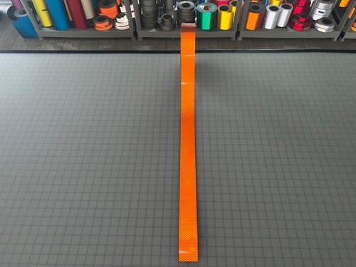 Cinta Reflectante Naranja Alta Intensidad 2" HIP Tipo 4 Oralite Nikkalite Prismática - Imagen 3 de 9