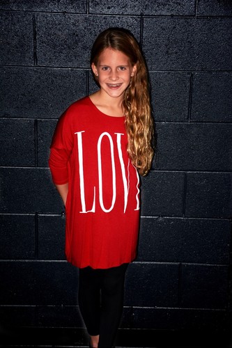 GIRLS Love Tunic - Picture 1 of 2