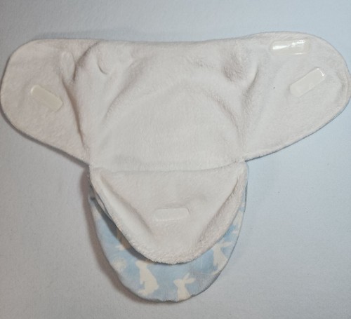 Blankets & Beyond Bunny Rabbit Dandelion Fleece Sherpa Swaddler Blue White Soft - Picture 4 of 8