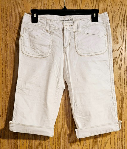 Women's Aeropostale Shorts Capris White w/ Tan Stitching Stretch Size 1/2 - Picture 3 of 4
