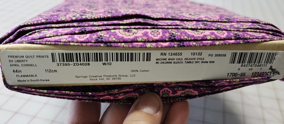 2 Pieces (5.75 Yds Total) DV Liberty Paisley April Cornell Fabric, Cotton - NEW - Image 3 of 4