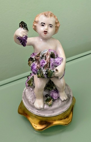 Vintage 1940-70s Artibus Four of Seasons AUTUMN Porcelain Figurine, 5", Portugal - Picture 2 of 7