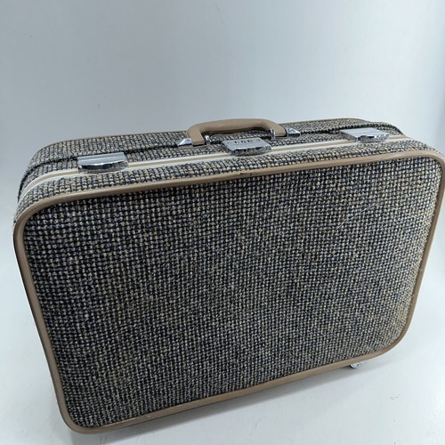 Vtg Skyway Luggages Tweed Wheeled Suitcases vintage very nice - Picture 1 of 15
