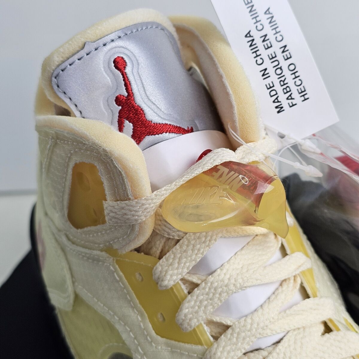 Jordan 5 SP x Off-White Mid Sail US Size 6 DH8565-100 Jordan 5 SP x Off-White Mid Sail US Size 6 DH8565-100