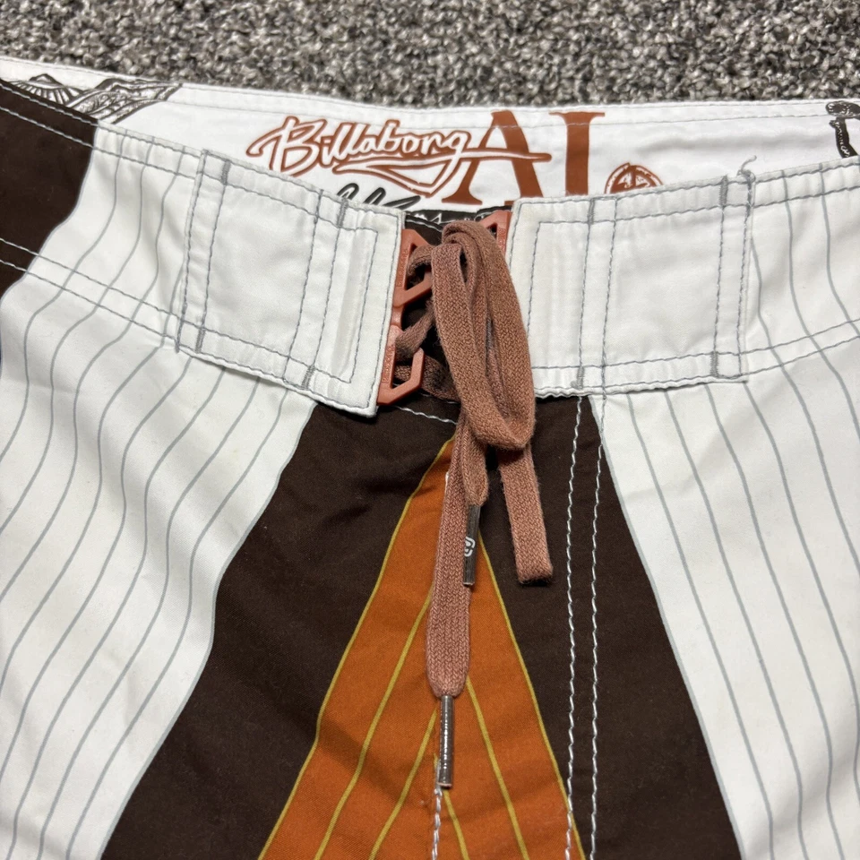 Tabla corta Billabong Andy Irons 38 holgada sol naciente Y2K samurai 38x11 de colección Foto 4 de 4