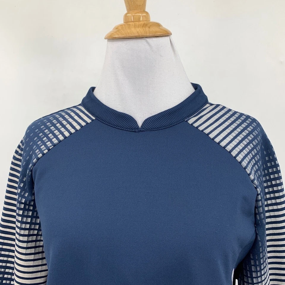 Camisa Adidas Para Mujer L Grande Multi COLD.RDY Forrada de Vellón Manga Larga Cuello Hoja Foto 3 de 4