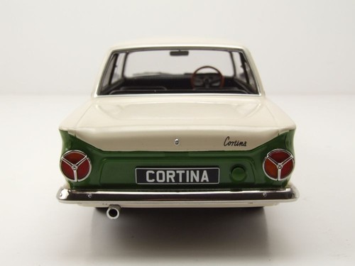 Ford Lotus Cortina 1963 blanco modelo coche 1:18 MCG - Imagen 7 de 9