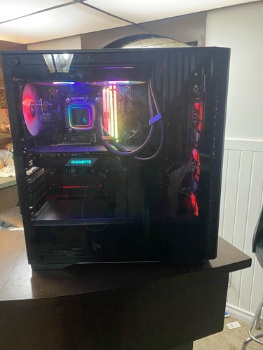 Deepcooled Gaming PC ( Gigabyte RX 5500 XT) / LIKE NEW CONDITION - Picture 3 of 4