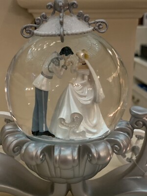 Décoration De Noël Disney - Carrosse De Cendrillon - Résine Et Verre - Marron - Neuf
