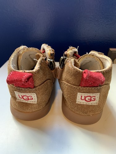 UGG Toddler Boy Girls Boots Size 6/7 USA Suede Nice - Picture 4 of 5