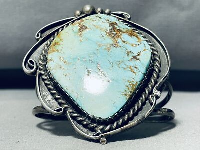 Museum Vintage Navajo 'Turquoise Boulder' Native American Jewelry Silver Bracelet Museum Vintage Navajo 'Turquoise Boulder' Native American Jewelry Silver Bracelet