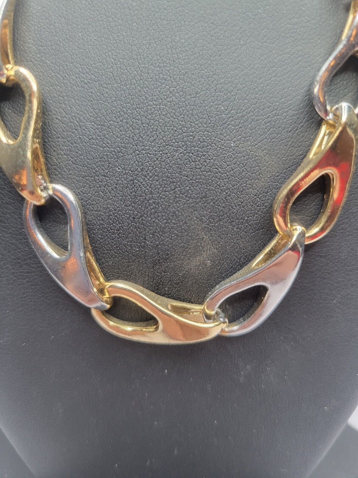 Picture 3 of 6