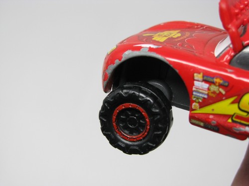 Disney Pixar Cars Off Road Lightning McQueen RS500 Deluxe Radiator Springs 500 - Picture 5 of 5