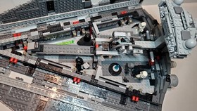 LEGO Star Wars 75055 IMPERIAL STAR DESTROYER Minifigs, Booklets, Poster COMPLETE