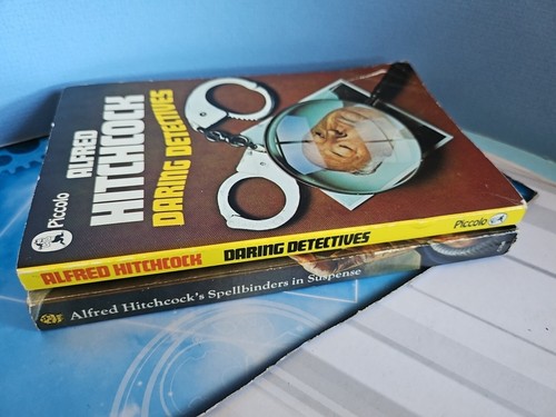 Alfred Hitchcock Spellbinders In Suspense. Daring Detectives. Vintage Paperbacks - Picture 21 of 24