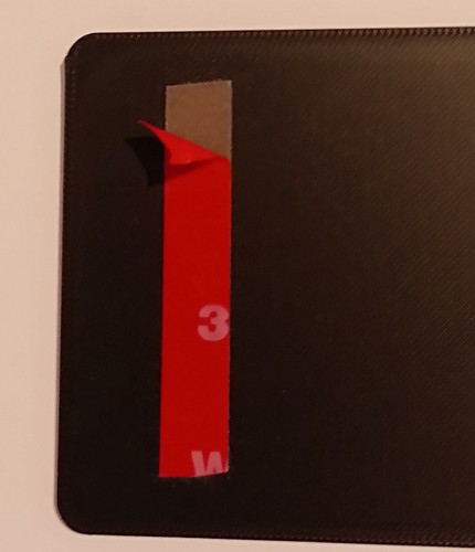 Insegna di benvenuto 3"" X 9"" in plastica con strisce adesive nuovo. - Foto 4 di 5