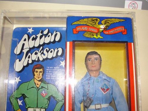 VINTAGE 73 MEGO "ACTION JACKSON" NEUWERTIG/VERPACKT MIT ACRYLVITRINE - Bild 5 von 6