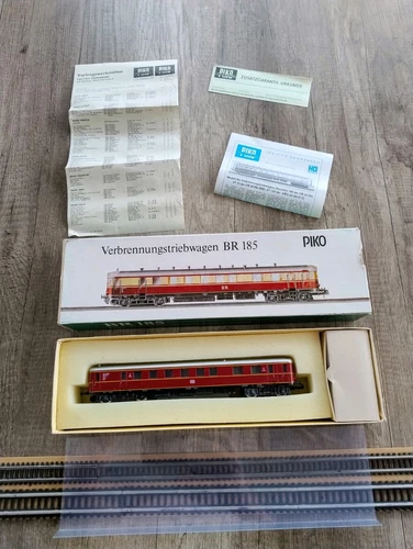 BR185/VT33 von PIKO H0 DC Analog in OVP