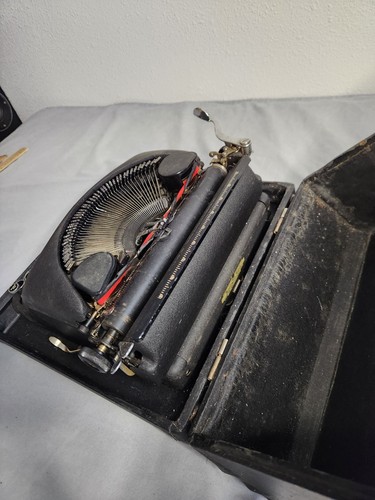 Vintage 1940er Remington Rand Schreibmaschine Deluxe Modell 5 schwarz mit Koffer getestet - Bild 6 von 10