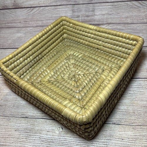 Handmade Sweet Grass Square Basket Tray 9x9x3.5” - Picture 5 of 5