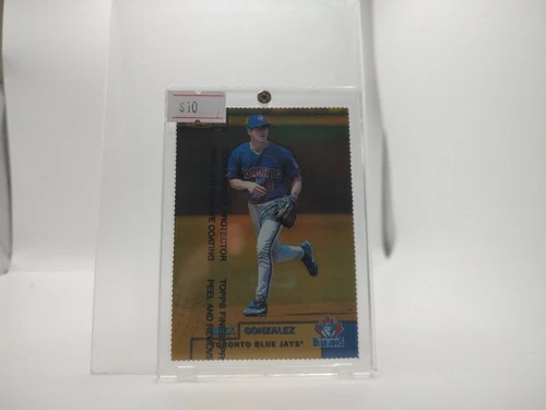 Alex Gonzalez 1999 Topps Finest #71 Gold Refractor Die-Cut Parallel /100 w/ Coat