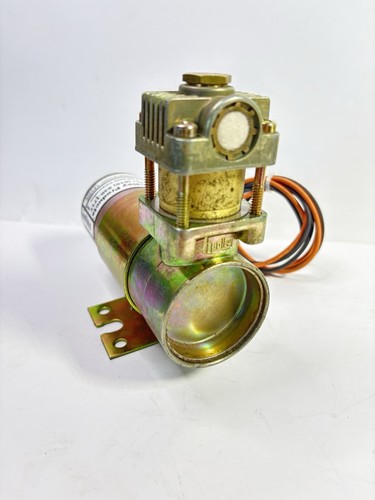 Hadley Horns H00850D 850 Series 12 Volt Mini Air Compressor 1/6 HP 0.8-CFM - Bild 4 von 6