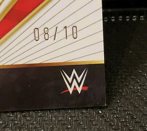 2024 Panini Select WWE #30 Rey Mysterio Turbo Charged Gold Prizms #'d 08/10 - Bild 3 von 3