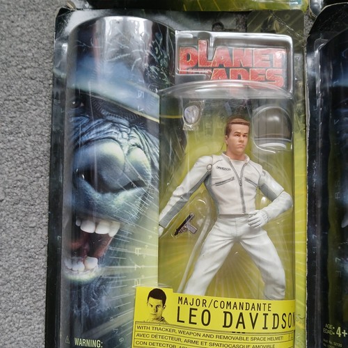 Planet of the Apes bundle ATTAR LIMBO ARI LEO 7" Action Figure 2001 Hasbro NEW - Picture 2 of 14