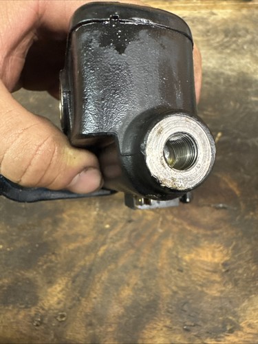 Left Front Brake Master Cylinder For Polaris Magnum 425L 2x4 4x4 6x6 1995-1998 - Picture 7 of 8