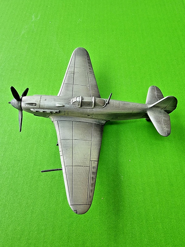 The Danbury Mint Pewter YAKOVLEV YAK 9 Airplane 1981 - Picture 3 of 9