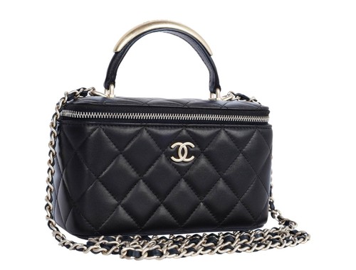 Chanel VIP Free Gift Makeup Vanity Case Shoulder Bag - Picture 2 of 7